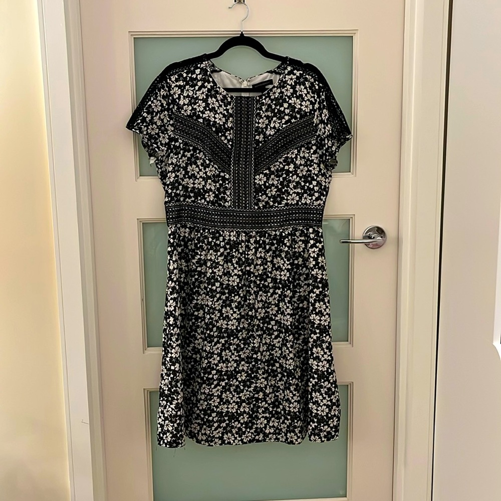 EUC Banana Republic Floral Fit & Flare Dress